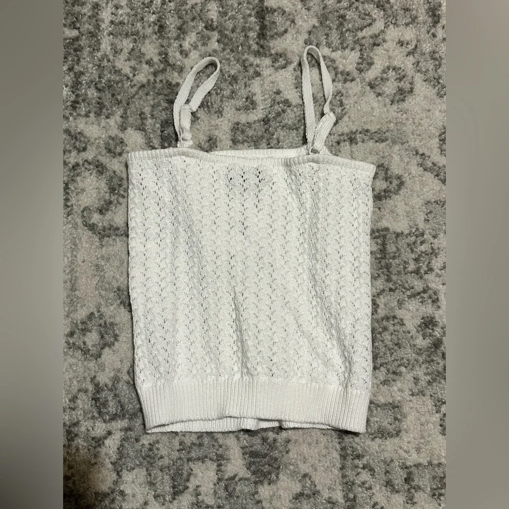 Active USA. Beach worthy crochet tank. Woman’s medium. - Picture 4 of 5